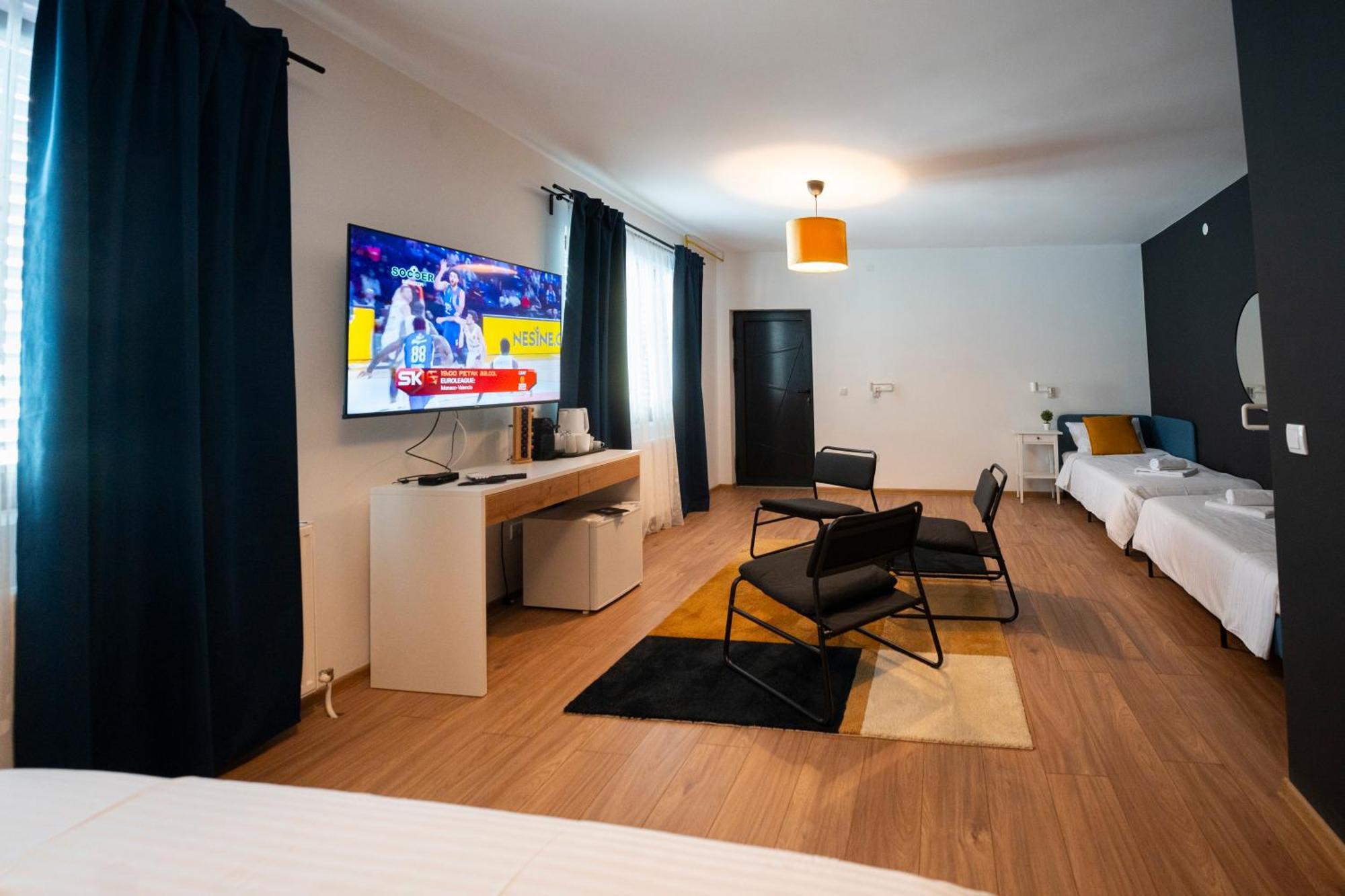 Cozy Nook B&B - Free Private Parking Novi Sad Exterior photo