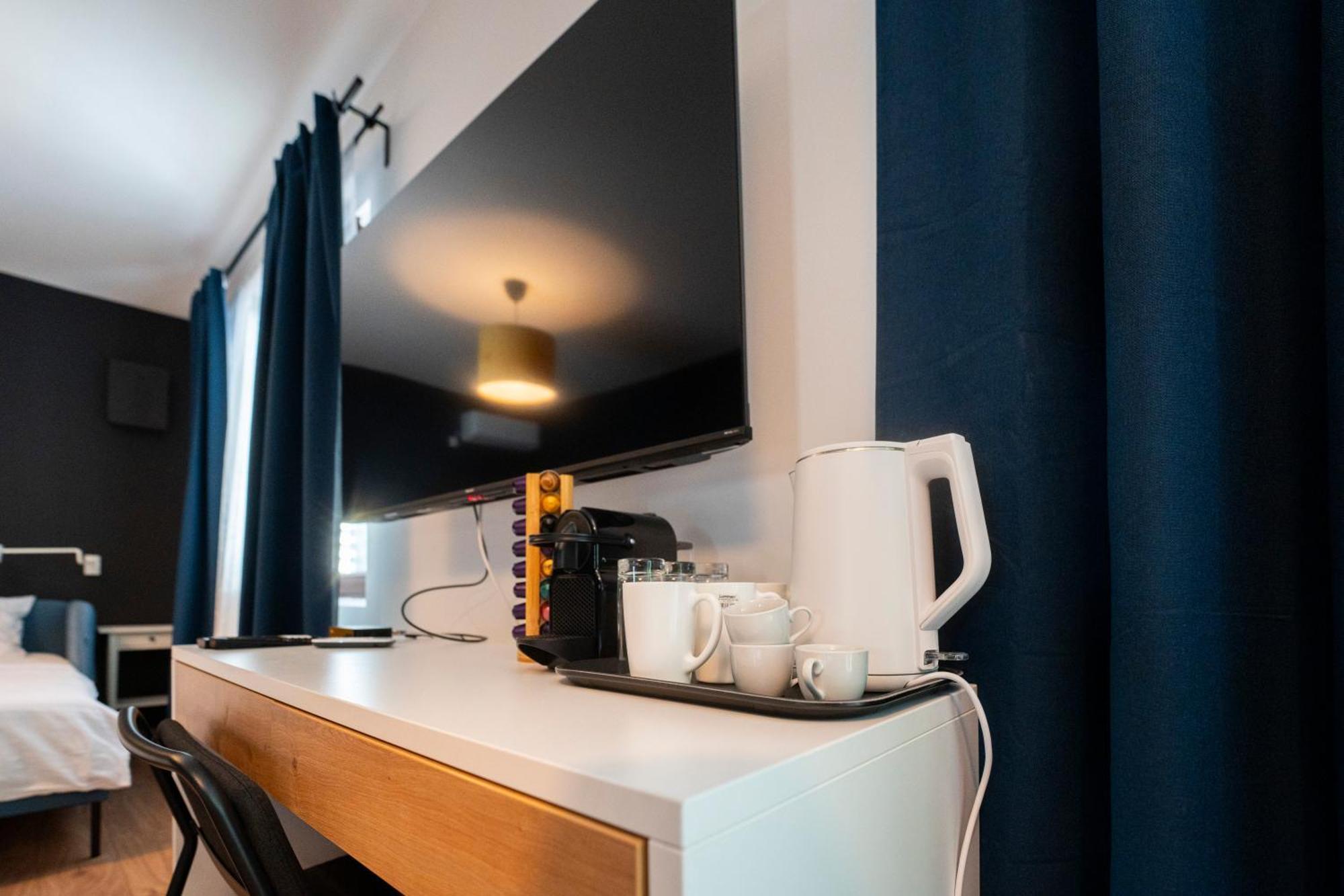 Cozy Nook B&B - Free Private Parking Novi Sad Exterior photo