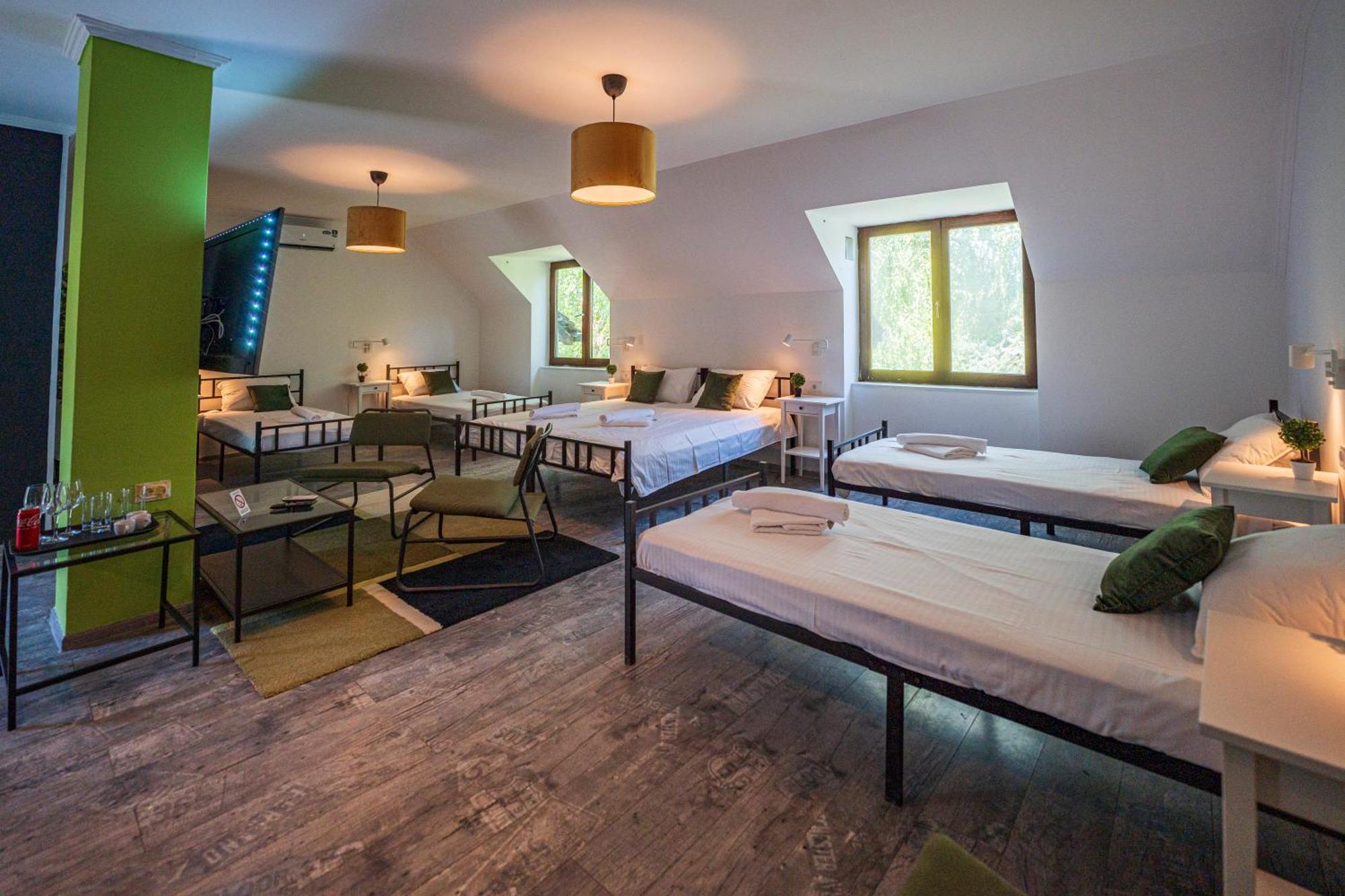 Cozy Nook B&B - Free Private Parking Novi Sad Exterior photo